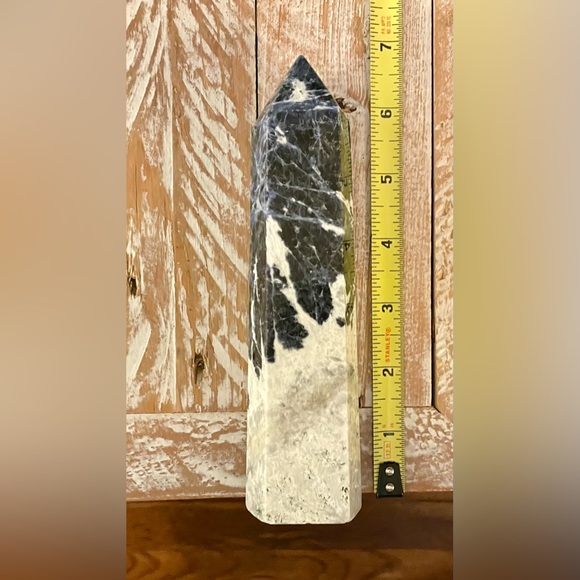 🌀Sodalite Crystal Tower🌀 ~approx 6.75” x 2” - Picture 10 of 15